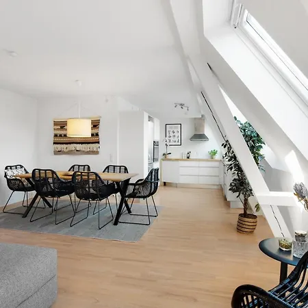 Sanders Leaves - Cute One-bedroom With A Large Rooftop Terrace * Copenhagen