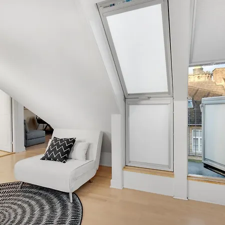 Apartament Sanders Leaves - Cute One-bedroom With A Large Rooftop Terrace Kopenhaga